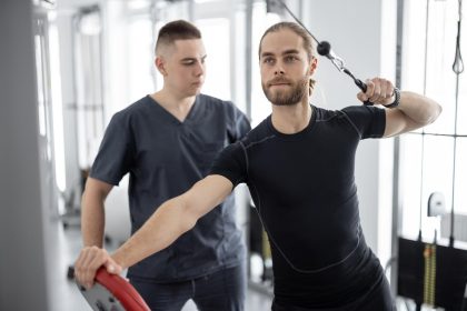 Esercizi per le spalle