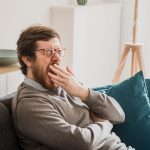 Perché lo sbadiglio è contagioso?